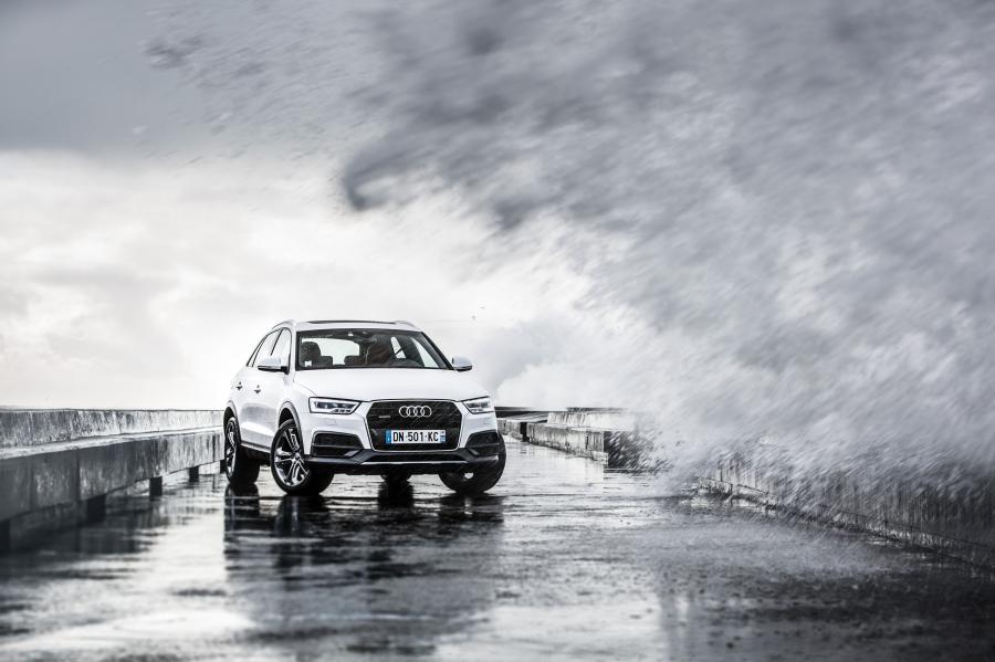  Audi Q3 2.0 TDI Quattro (8U) 2015 года  (WW) (фото 23 из 30)